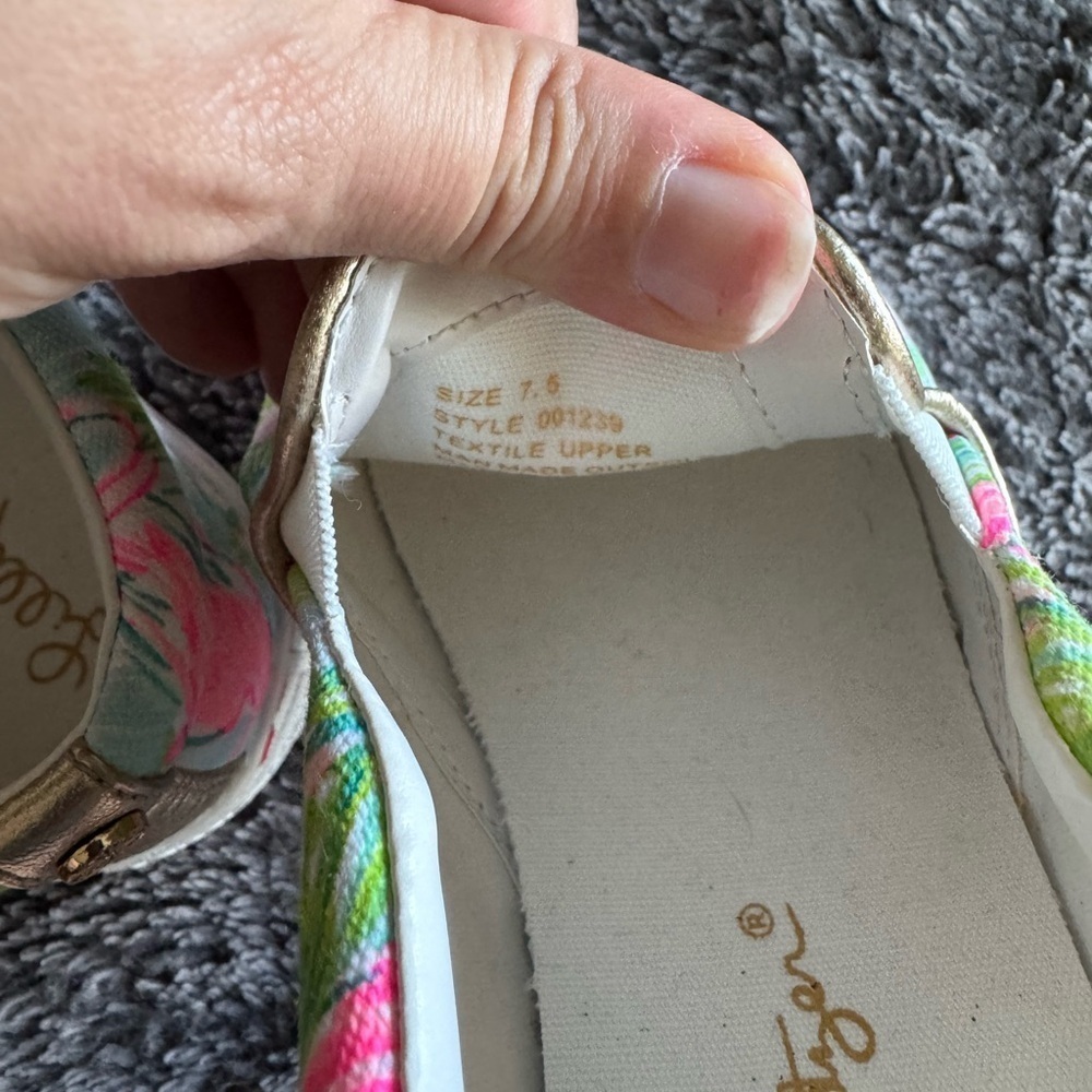 LILLY PULITZER Women’s Julie Sneaker - Picture 2 of 10
